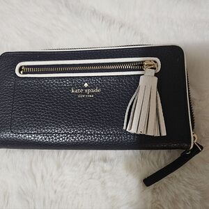 Kate Spade navy wallet